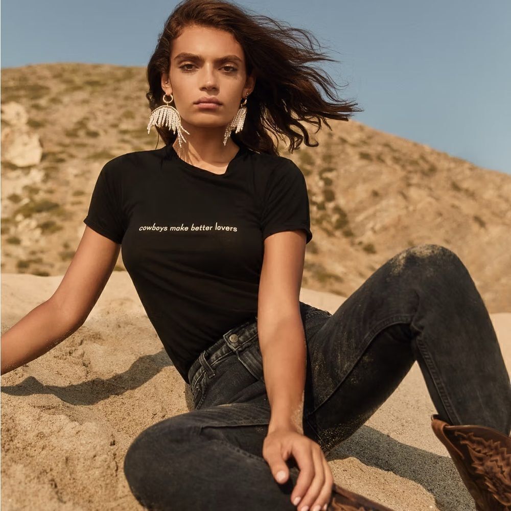 Reformation cowboys make better lovers tee Small